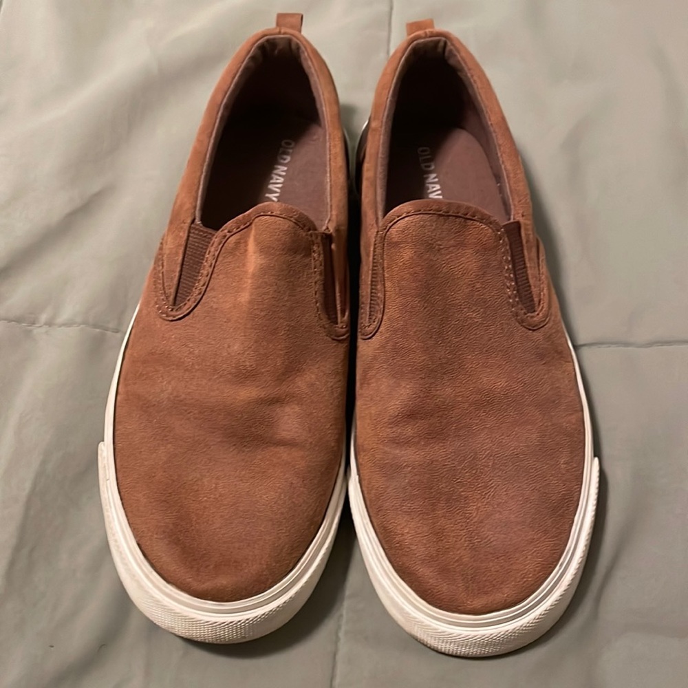 Old Navy slip-on boys faux-leather shoes size 6 *great condition*